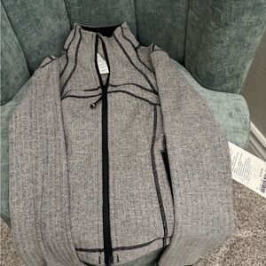 Lululemon Athletica Gray Ski Jacket